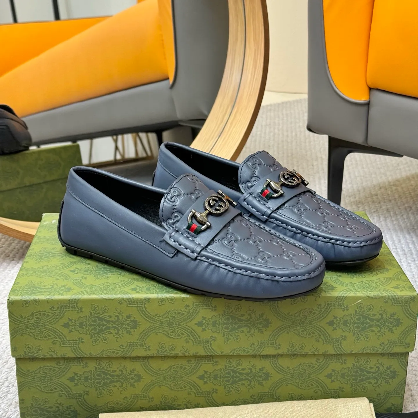 Men's shoes 💰420 (Yangli) Gucci* - the top version of Gucci classic beanie shoes! It is made of imported original cowhide and has a comfortable first layer of sheepskin lining! Original wear-resistant rubber outsole! High quality products! Size 38-46, with shoe dial, cloth bag, card